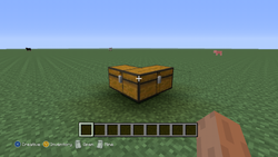 A quintuple chest in Xbox 360 Edition. The 2 chests closest to the player appear invisible